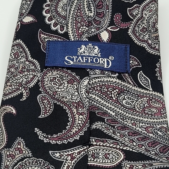 STAFFORD 100% Silk Men's Tie Purple Black Paisley - Picture 2 of 4